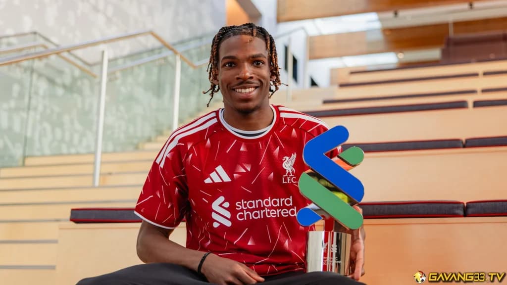 Jeremy Jacquet nhận giải Cầu thủ Liverpool hay nhất tháng 8 và tháng 9